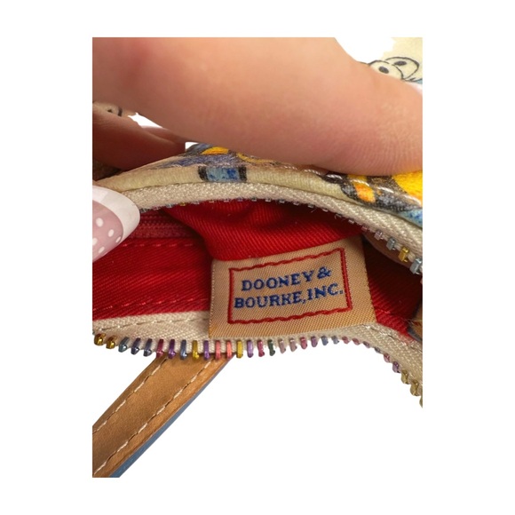 Dooney & Bourke Vintage Bee Print Mini Handbag Rainbow Zipper Pink Heart Charm - Picture 8 of 13